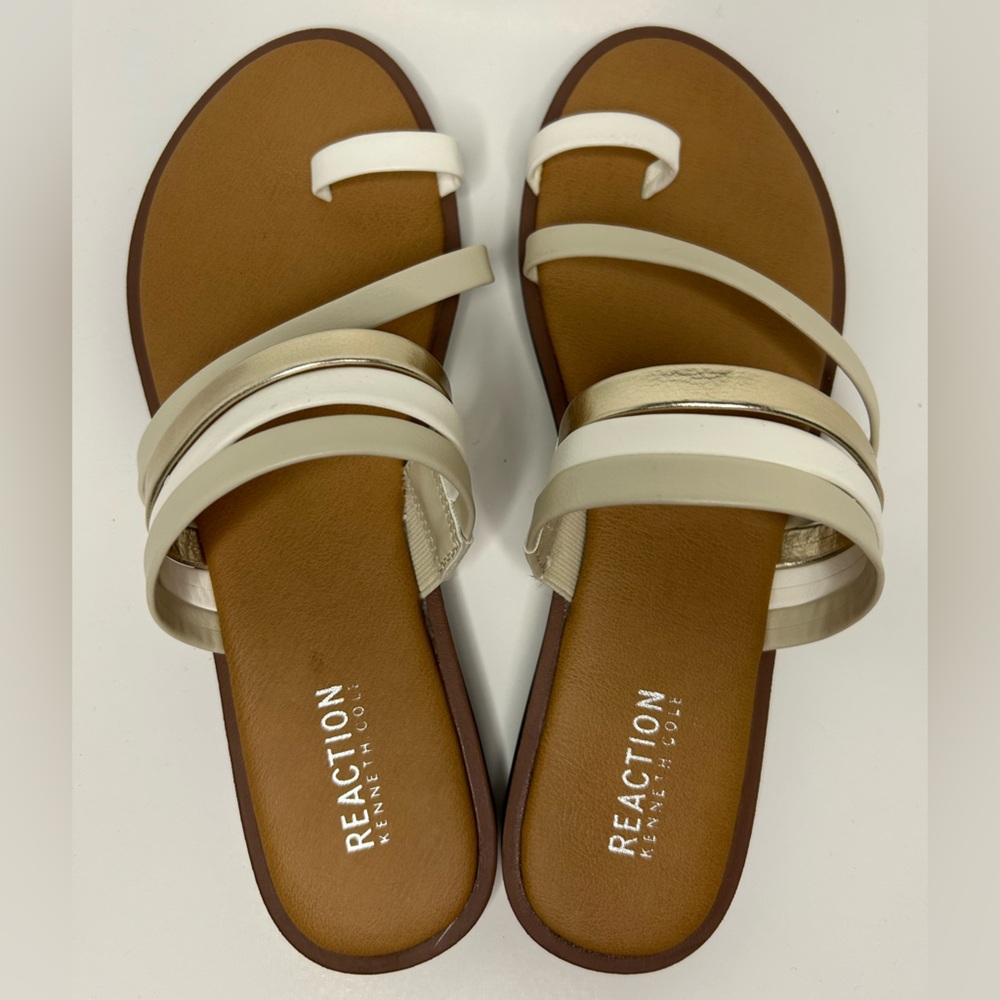 Reaction Kenneth Cole Slip On Beige Gold White Flat Sandal Size 8.5